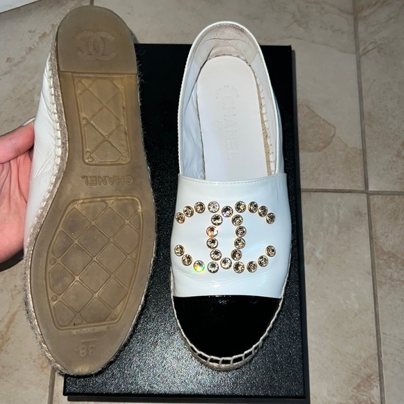 perfect condition Chanel Espadrilles with Swarovski Crystal CC - Picture 4 of 8